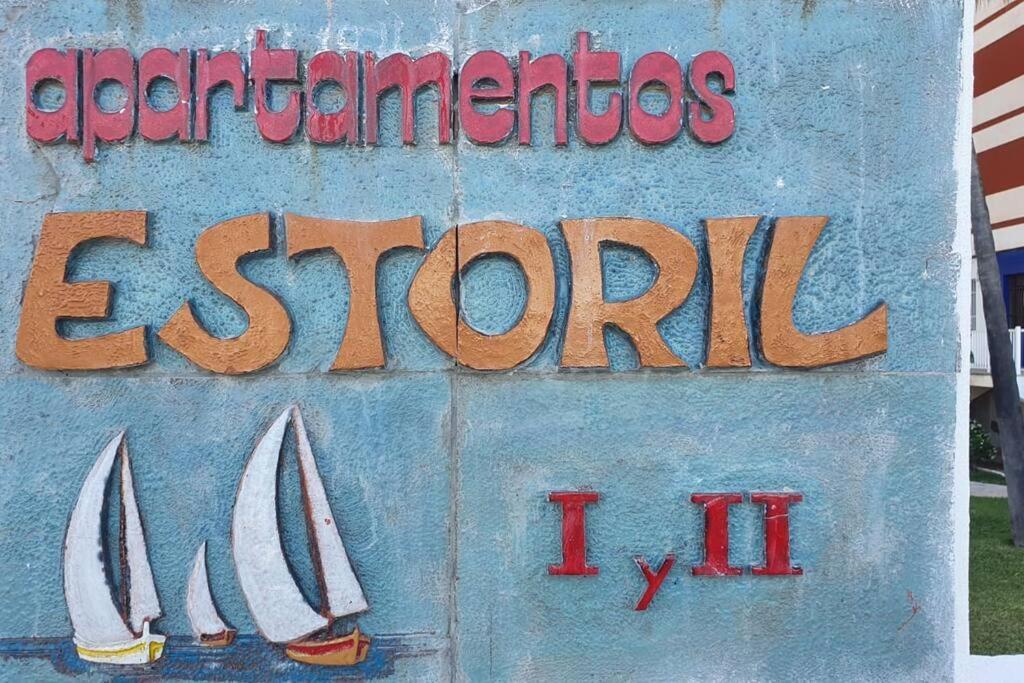 Appartamento Incredible Seafront With Sunrise And Sunset Views Benicàssim Esterno foto