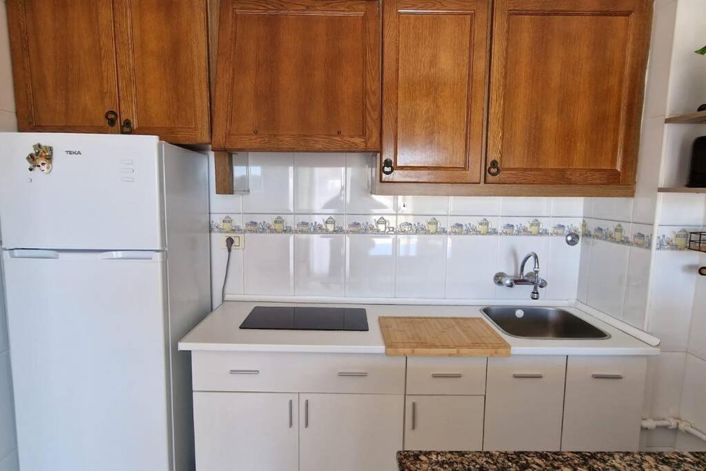 Appartamento Incredible Seafront With Sunrise And Sunset Views Benicàssim Esterno foto